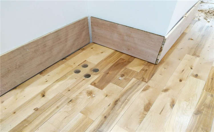 22厚乒乓球館木地板主輔龍骨結構