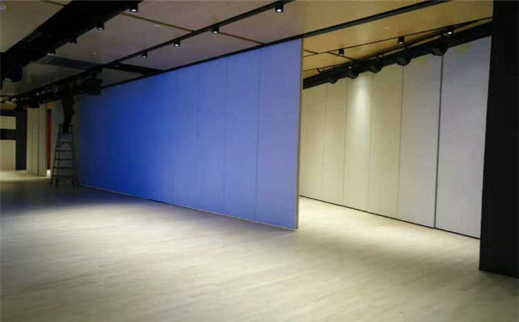 20厚風雨操場地板一平米價格