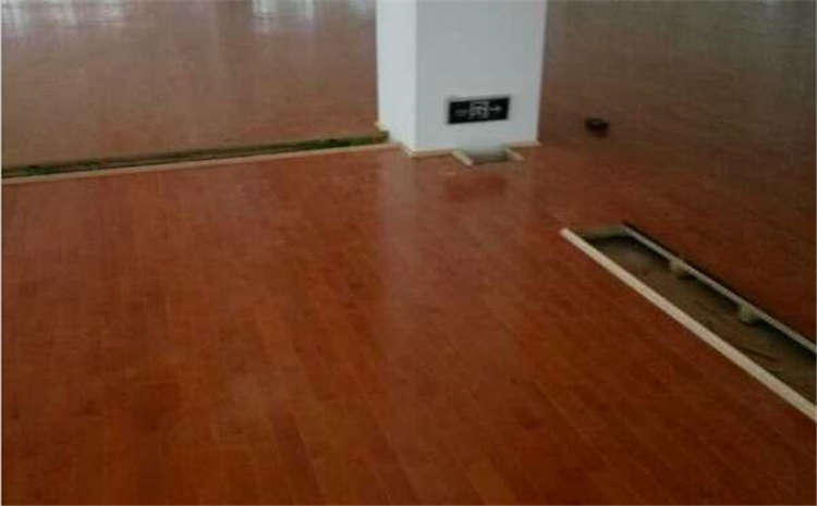 硬木企口體育木地板市場價格表