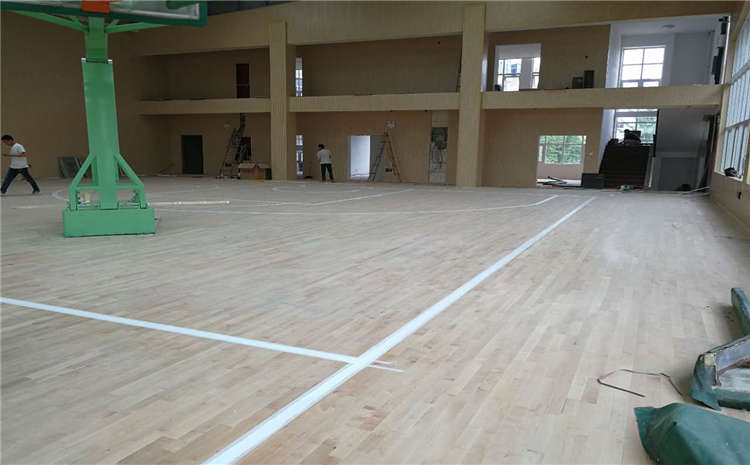 楓木羽毛球館木地板圖片及**