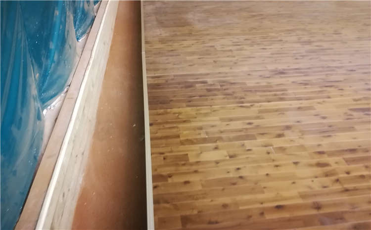 拼接板體育館實木地板一般多少錢？