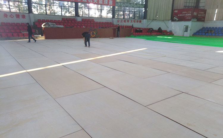 拼接板體育館實木地板哪個品牌好?