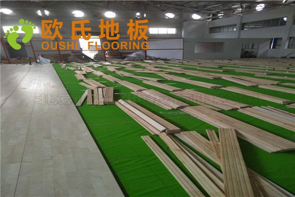 廣東YBDL江門HOOP PARK籃球公園木地板項目