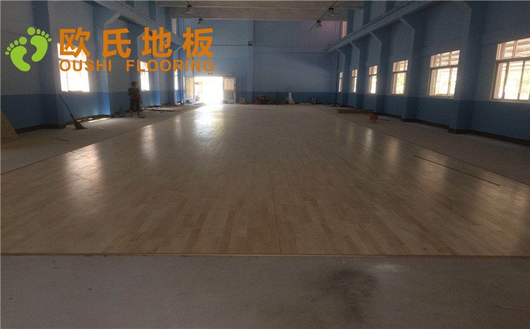 福建龍巖上杭縣瑞祥衹業公司羽毛球館木地板圖片