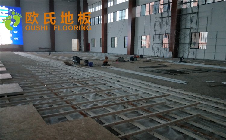 德清求是高級中學體育館木地板案例