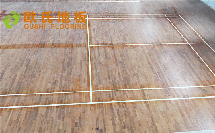 德清求是高級中學體育館木地板案例