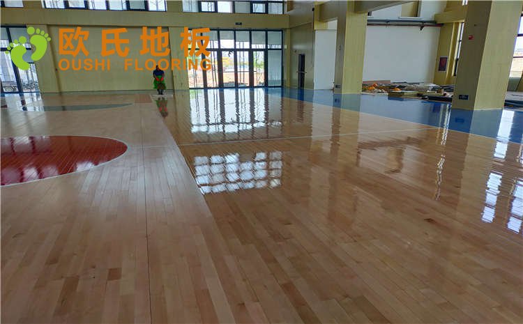 江蘇連云港消防隊籃球館木地板圖片