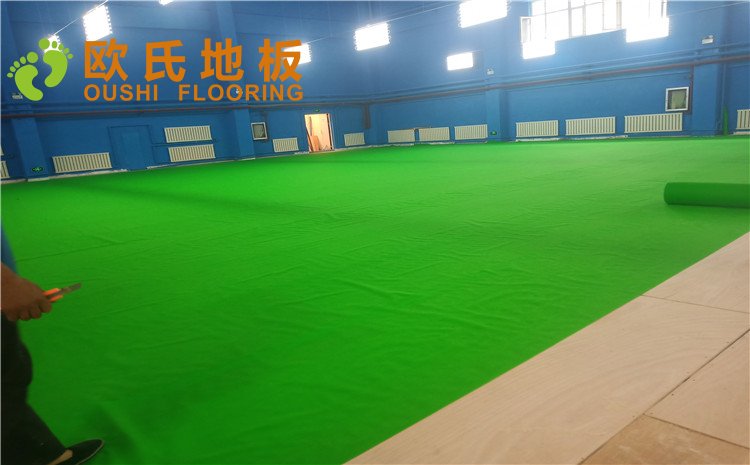 烏魯木齊北京北路東風花苑小區個人羽毛球館木地板項目—歐氏實木運動地板