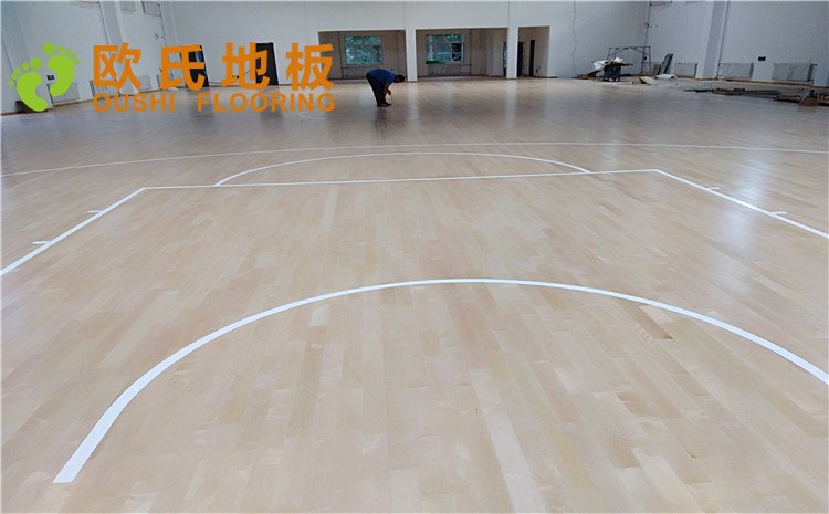 佳木斯市同江消防隊(duì)籃球館木地板項(xiàng)目—?dú)W氏實(shí)木運(yùn)動(dòng)地板